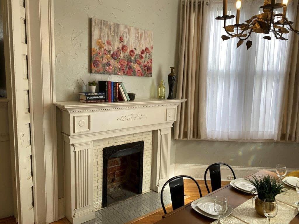 דירות מובייל Dauphin District Darling #1-Downtown, Restaurants מראה חיצוני תמונה