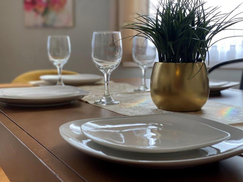 דירות מובייל Dauphin District Darling #1-Downtown, Restaurants מראה חיצוני תמונה
