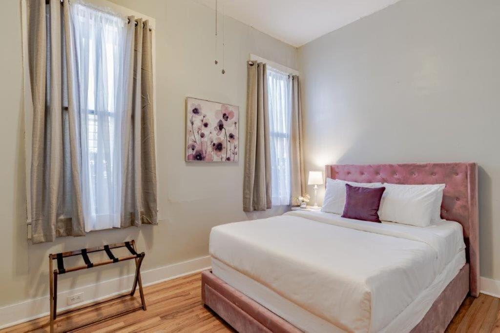 דירות מובייל Dauphin District Darling #1-Downtown, Restaurants מראה חיצוני תמונה